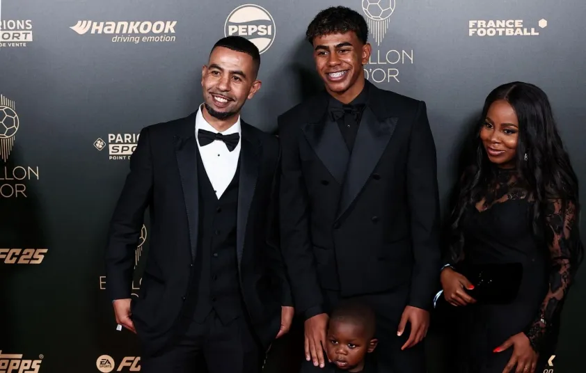 Tên đầy đủ của Yamal (Lamine Yamal Nasraoui Ebana) bao gồm họ cha và mẹ anh